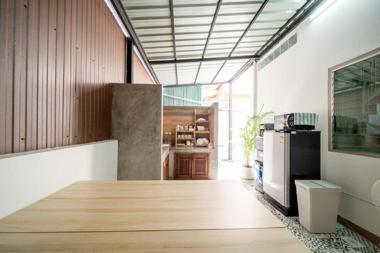 Socialer Coliving & Coworking Space Chiang Mai Extérieur photo