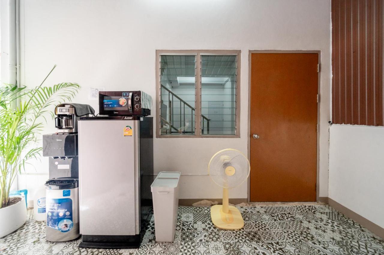 Socialer Coliving & Coworking Space Chiang Mai Extérieur photo